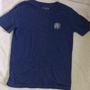 5/$25🖤 v neck tee